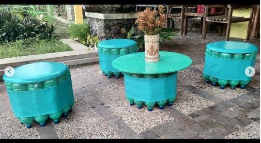 Read more about the article Making Chair and Table from Plastic Bottle Waste